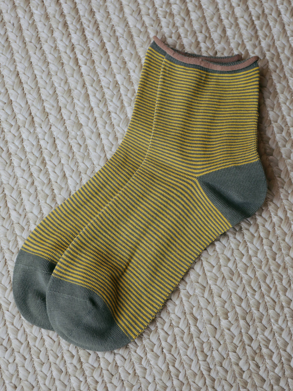 STRIPED GARDEN SOCKS